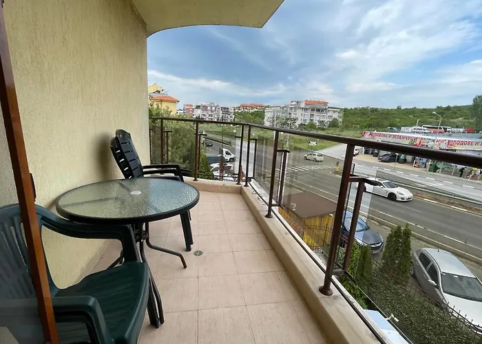 Apartament Modern With Pool & Balcony By Flat Mаnаger