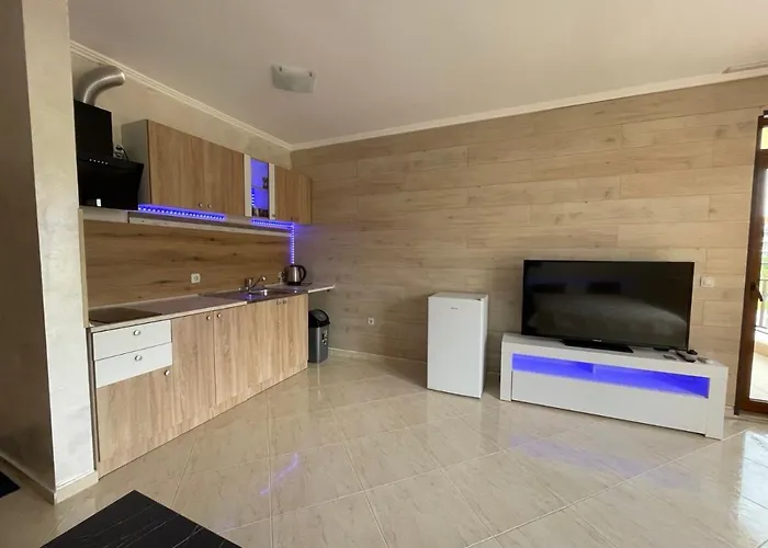 Modern With Pool & Balcony By Flat Mаnаger * Święty Włas